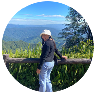 เพียงลภัส นพรัตน์